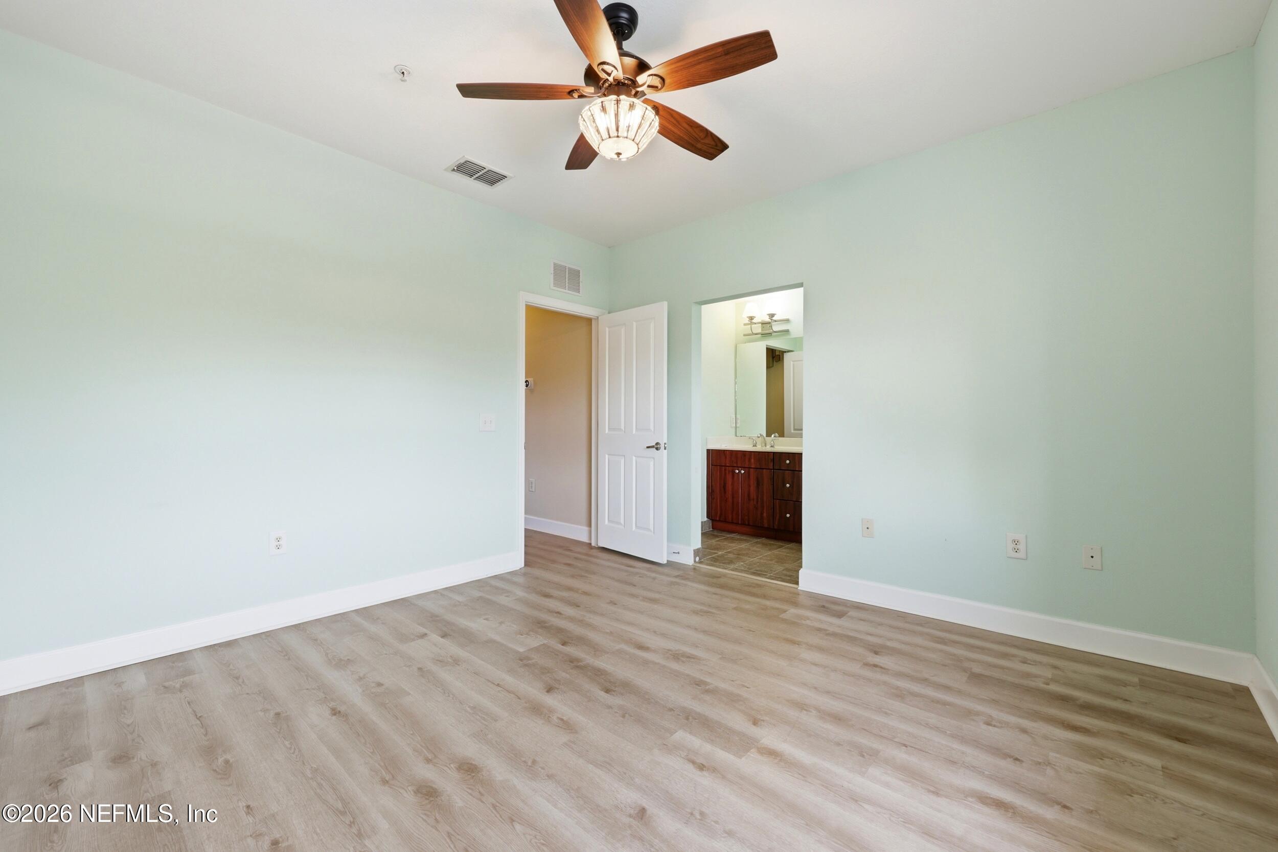 9745 Touchton Road, Unit 1529 Jacksonville, FL 32246 - Photo 13 of 42 13_the real estateographers_012