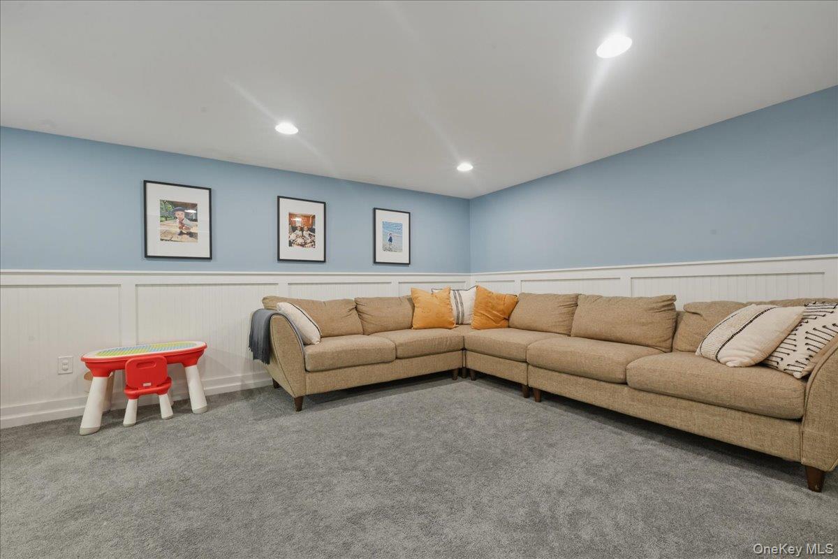 9 Copperbeech Road St. James, NY 11780 - Photo 28 of 39