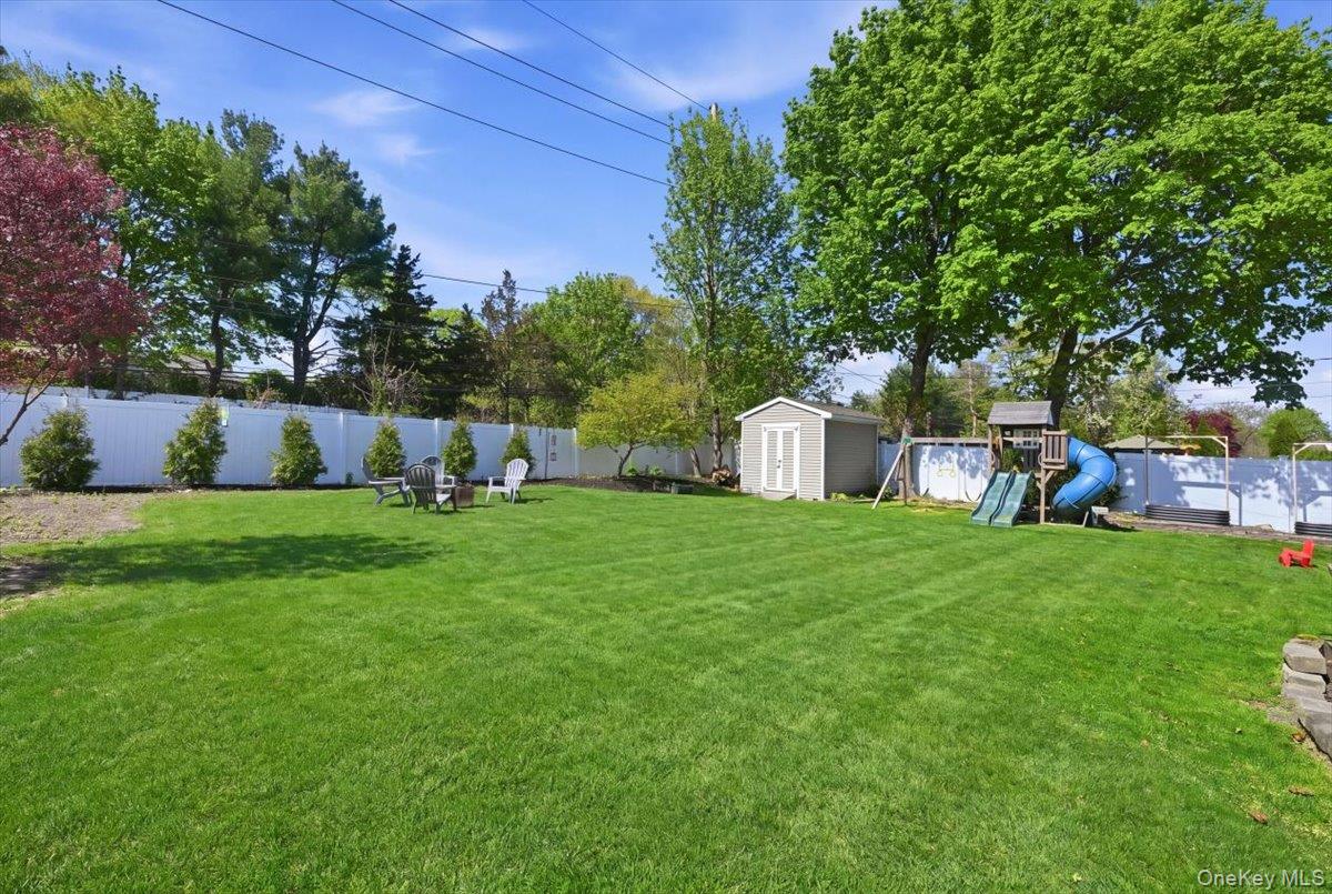 9 Copperbeech Road St. James, NY 11780 - Photo 36 of 39