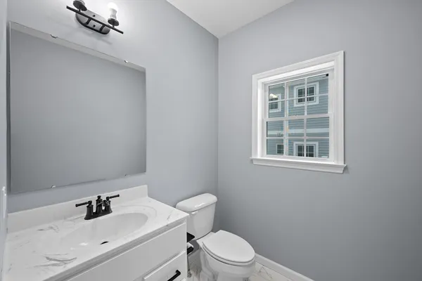 $3,750 | 23 Bay View Drive, Unit 1, Shrewsbury, MA 01545