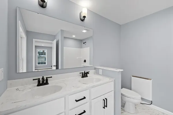 $3,750 | 23 Bay View Drive, Unit 1, Shrewsbury, MA 01545