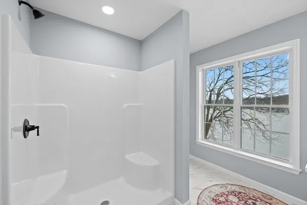 $3,750 | 23 Bay View Drive, Unit 1, Shrewsbury, MA 01545