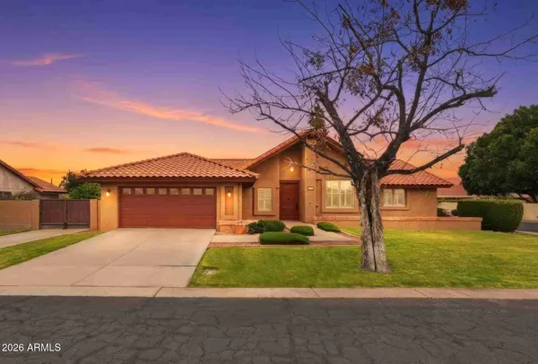 $679,000 | 694 East Washington Avenue, Gilbert, AZ 85234