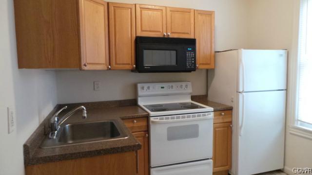 901 Ridge Street Easton, PA 18042 - Photo 2 of 8 Gallery Image 2