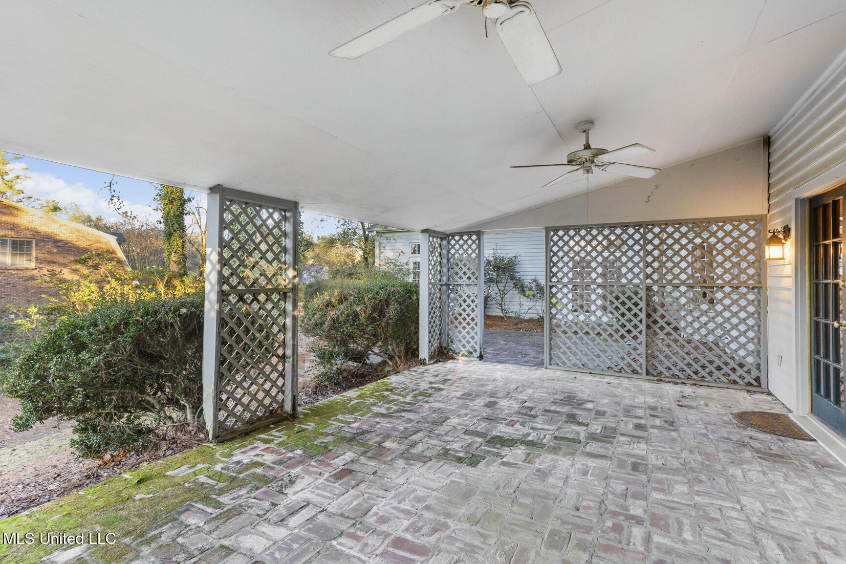 2060 Sheffield Drive Jackson, MS 39211 - Photo 16 of 27 16