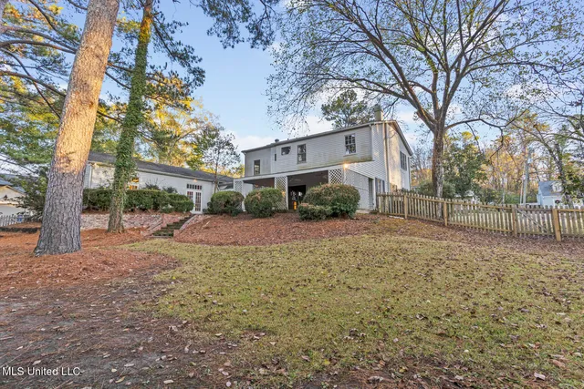 $369,000 | 2060 Sheffield Drive, Jackson, MS 39211