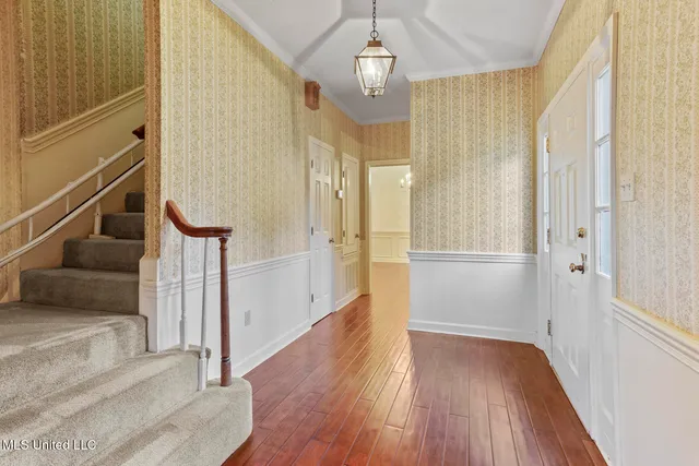 $369,000 | 2060 Sheffield Drive, Jackson, MS 39211