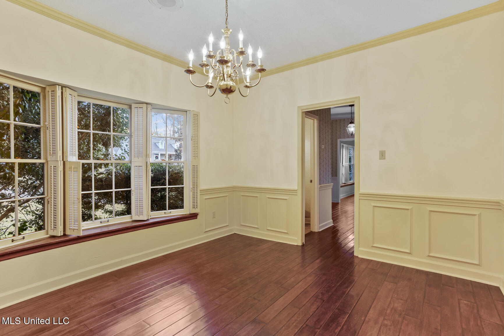 2060 Sheffield Drive Jackson, MS 39211 - Photo 10 of 27 10