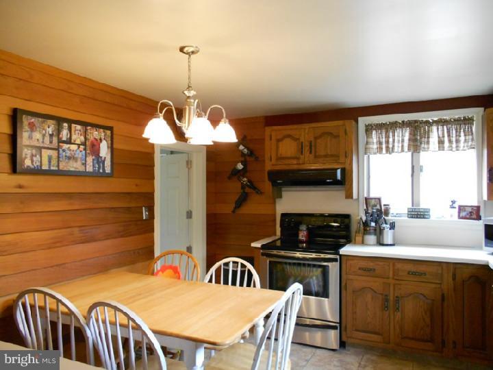384 Locust Road Boyertown, PA 19512 - Photo 16 of 25 Gallery Image 16