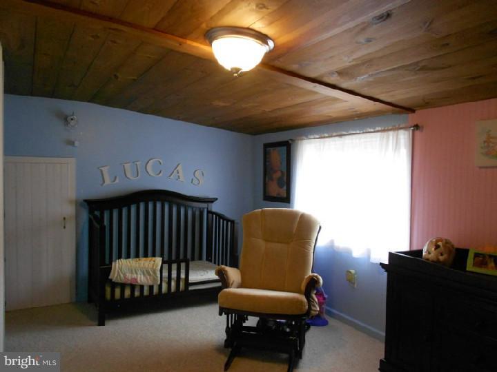 384 Locust Road Boyertown, PA 19512 - Photo 7 of 25 Gallery Image 7