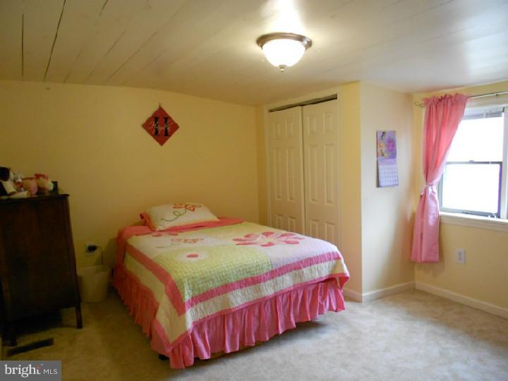 384 Locust Road Boyertown, PA 19512 - Photo 9 of 25 Gallery Image 9