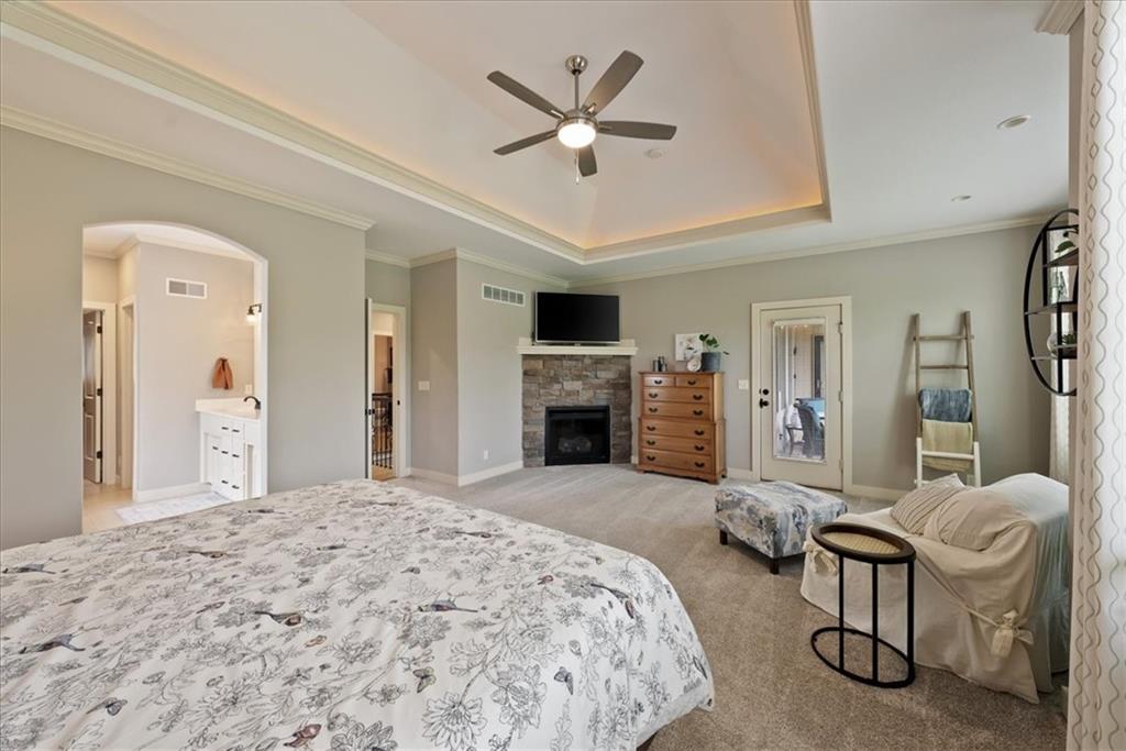 9153 Shady Bend Road Lenexa, KS 66227 - Photo 23 of 46