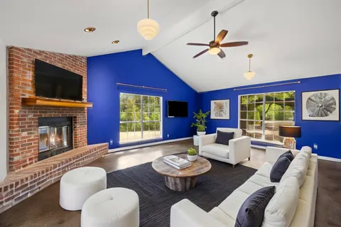 $999,900 | 2412 Jones Road, Austin, TX 78745