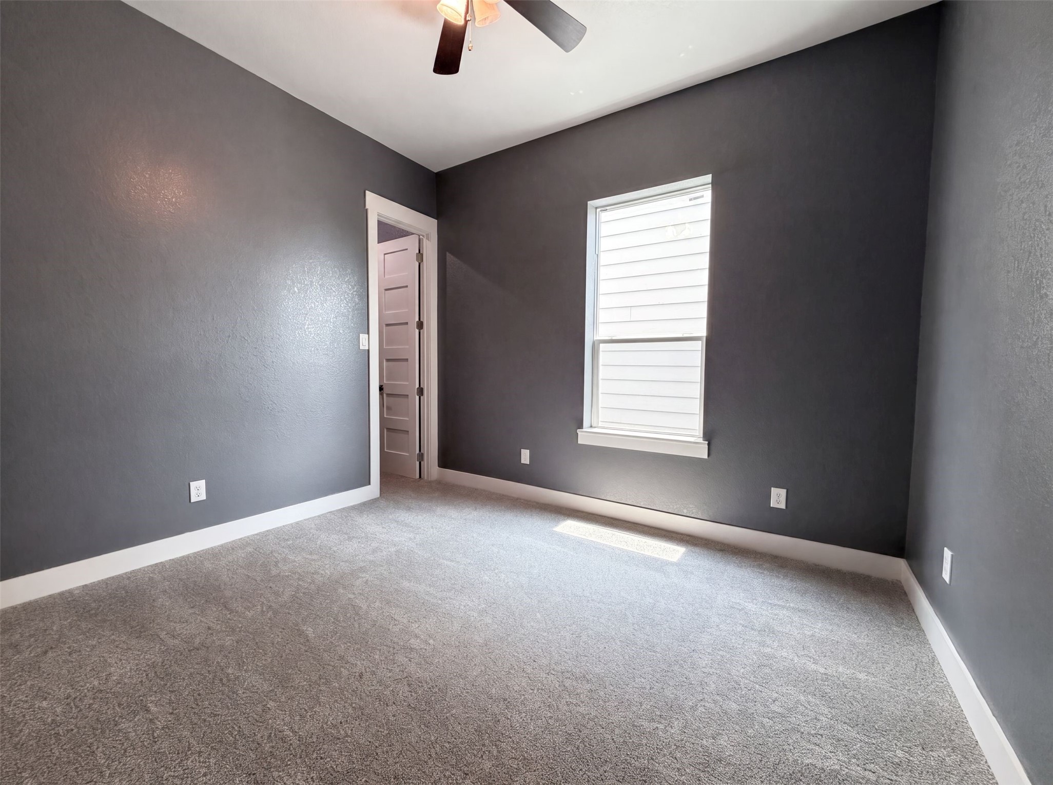 4704 Ward Street Houston, TX 77021 - Photo 9 of 16