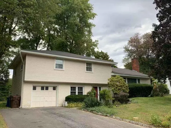 $439,000 | 79 Devon Road, Bethlehem, NY 12054