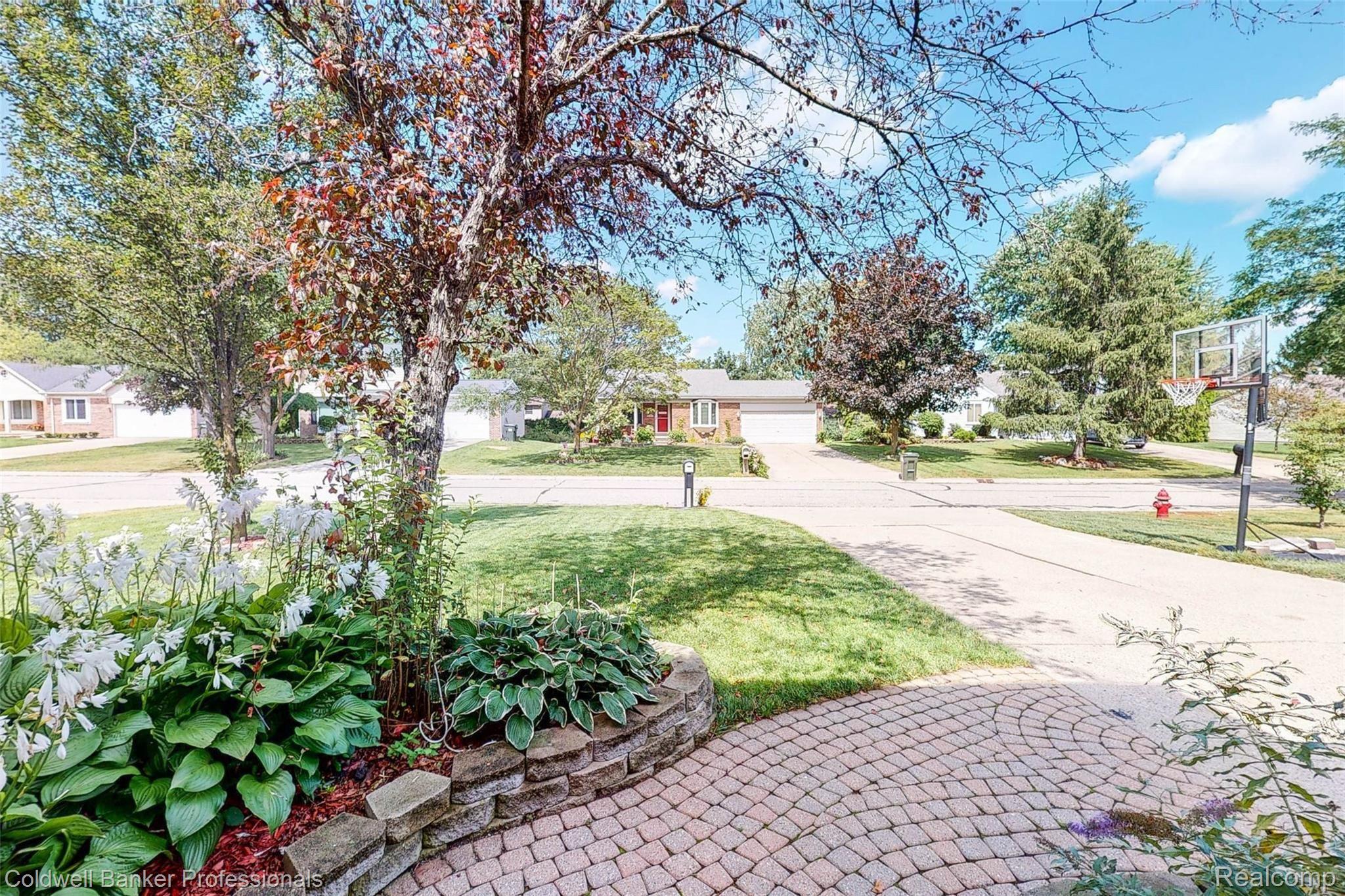 1617 Dancer Drive Rochester, MI 48307 - Photo 7 of 43 6.jpg