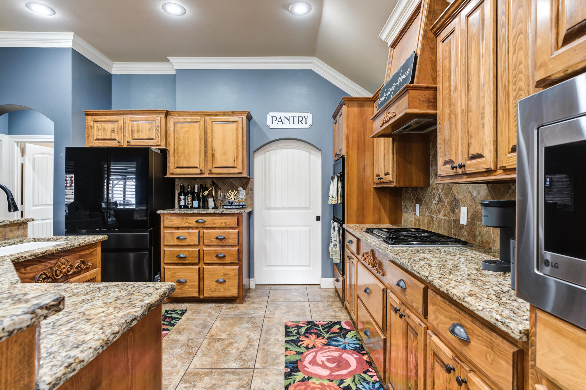 6309 76th Street Lubbock, TX 79424 - Photo 19 of 61 6309-76th-St_Lubbock-TX_17_Kitchen