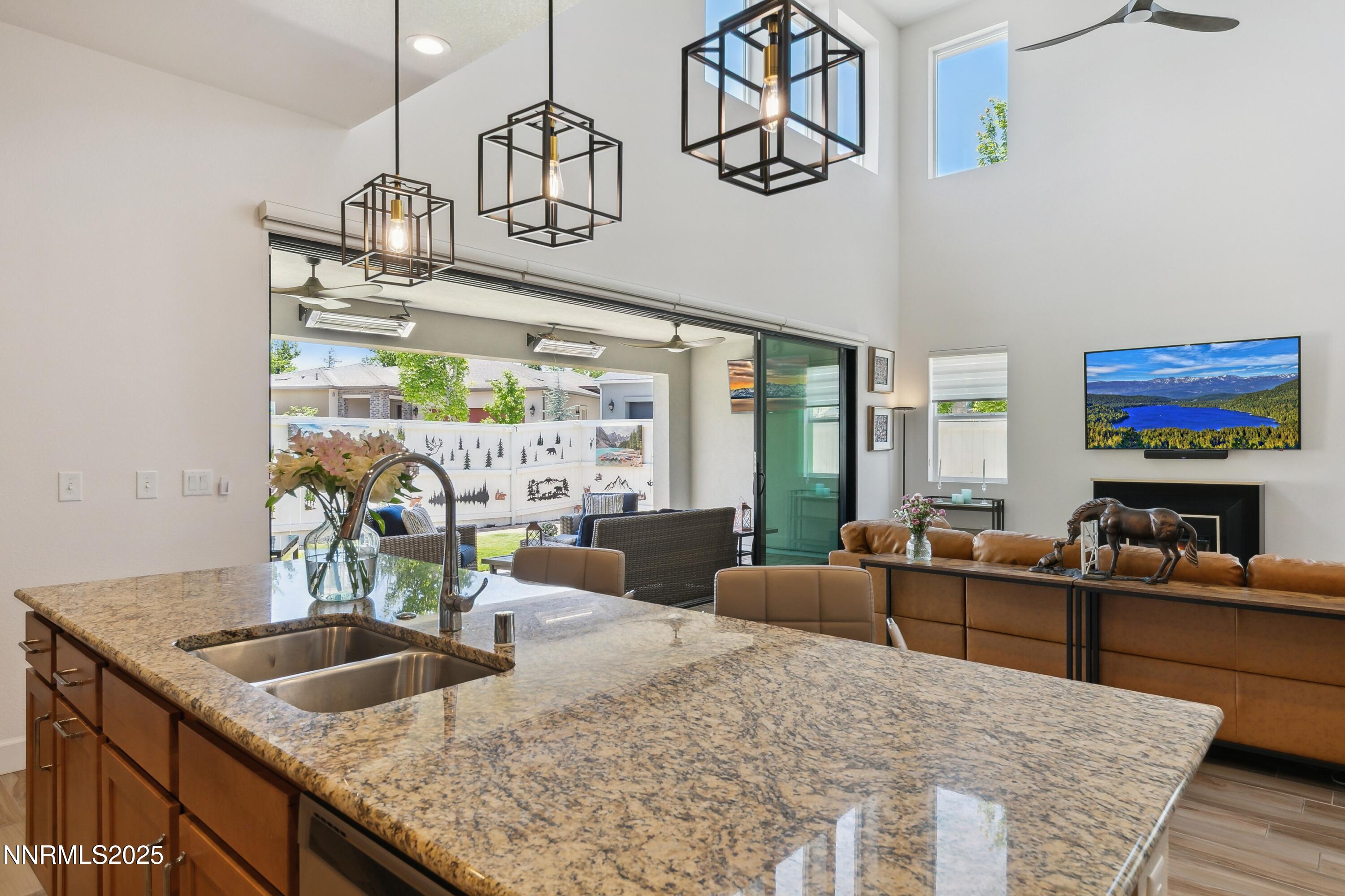 622 Braided Rope Drive Reno, NV 89511 - Photo 6 of 40 a24