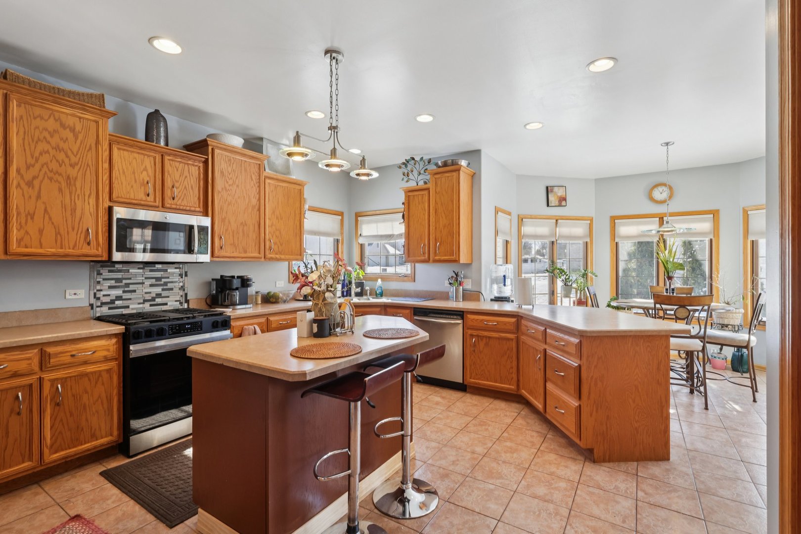 1237 Parliament Street Crete, IL 60417 - Photo 14 of 66