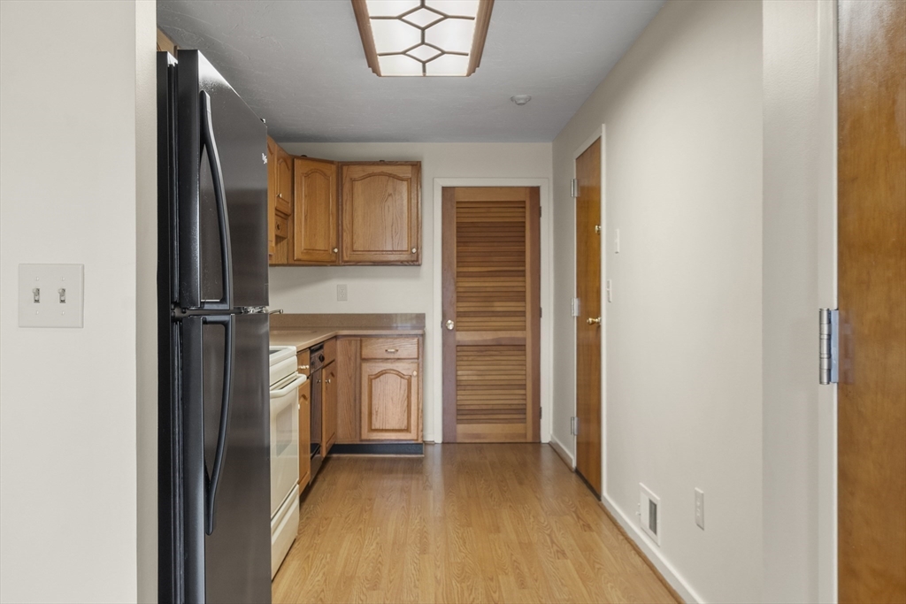 189 Littleton Road, Unit 65C Chelmsford, MA 01824 - Photo 4 of 19 Gallery Image 4
