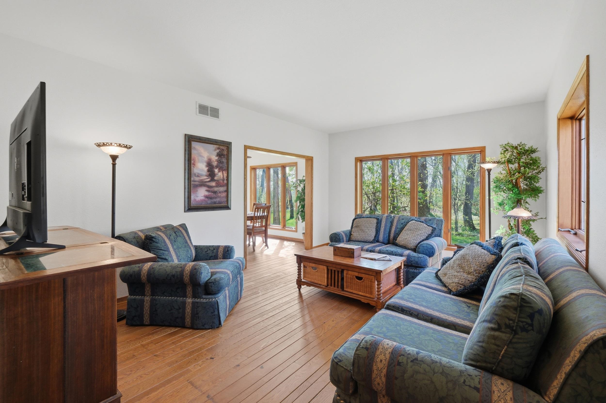 498 Meander Wood Road Oregon, WI 53575 - Photo 6 of 90