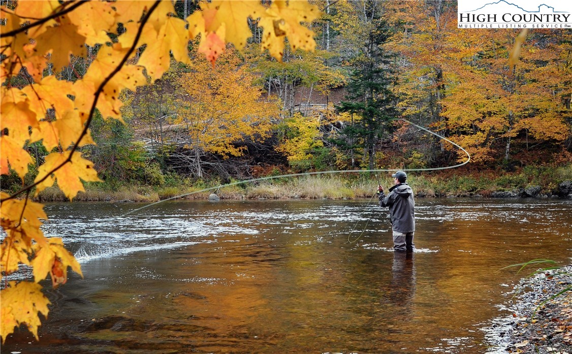 515 Grey Fox Ridge Road Banner Elk, NC 28604 - Photo 24 of 25 a view of lake view
