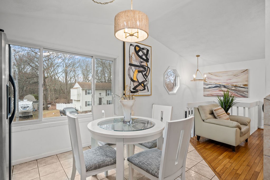 6 Tennyson Road Warwick, RI 02888 - Photo 12 of 38