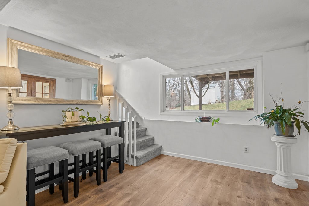 6 Tennyson Road Warwick, RI 02888 - Photo 24 of 38