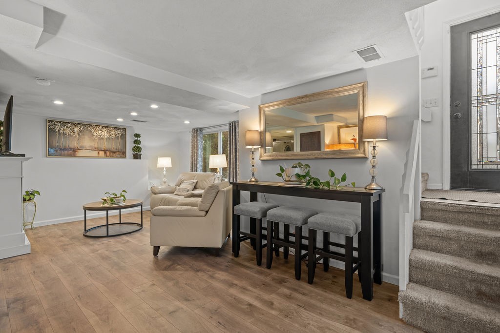 6 Tennyson Road Warwick, RI 02888 - Photo 25 of 38