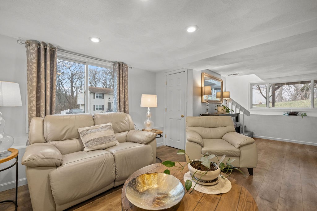 6 Tennyson Road Warwick, RI 02888 - Photo 27 of 38