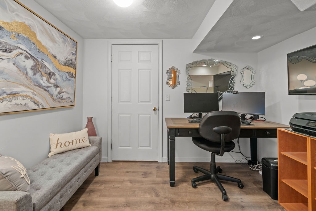 6 Tennyson Road Warwick, RI 02888 - Photo 34 of 38