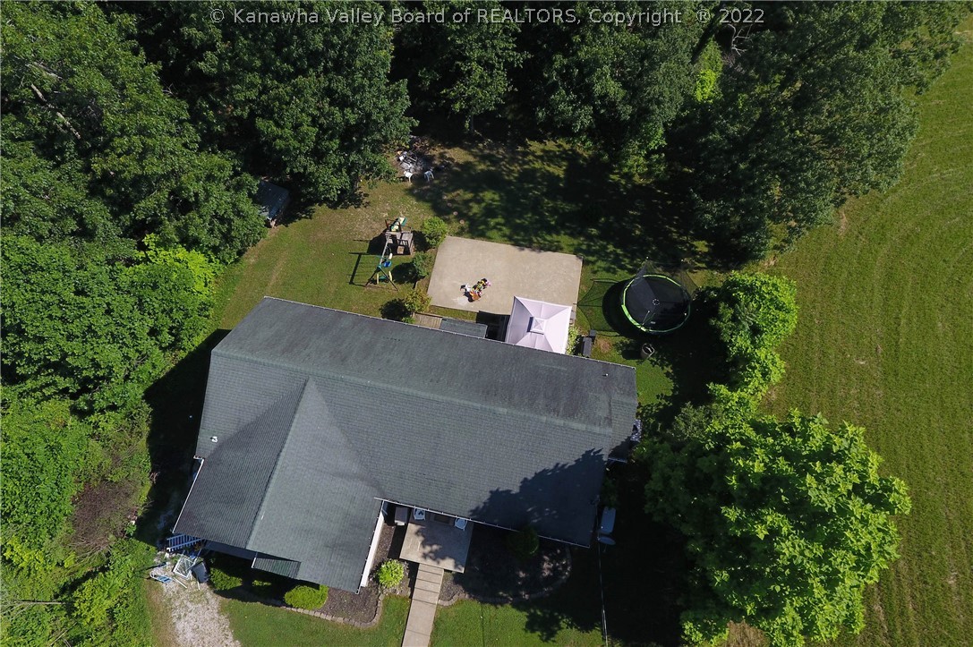 3386 Peach Ridge Road Hurricane, WV 25526 - Photo 15 of 37 Gallery Image 15