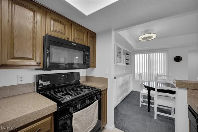 $2,600 | 1909 Mountain Hills Court, Unit 205, Las Vegas, NV 89128