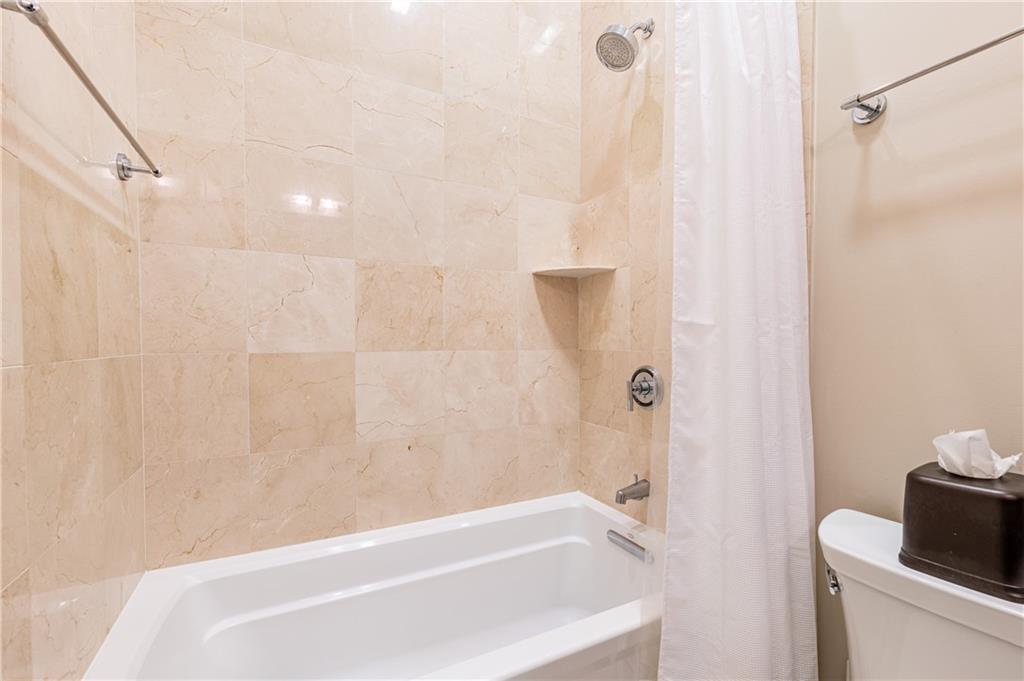 220 Decatur Street, Unit 203 New Orleans, LA 70130 - Photo 17 of 26