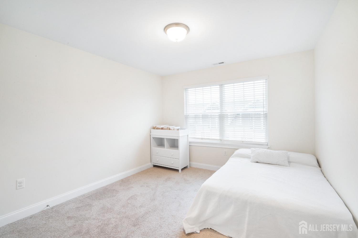 32 Emily Court Hazlet, NJ 07730 - Photo 16 of 25