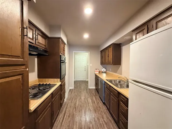 $1,550 | 1413 Blackwell Drive, Irving, TX 75061