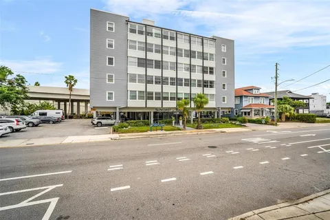 $249,900 | 841 4th Avenue North, Unit 65, St. Petersburg, FL 33701