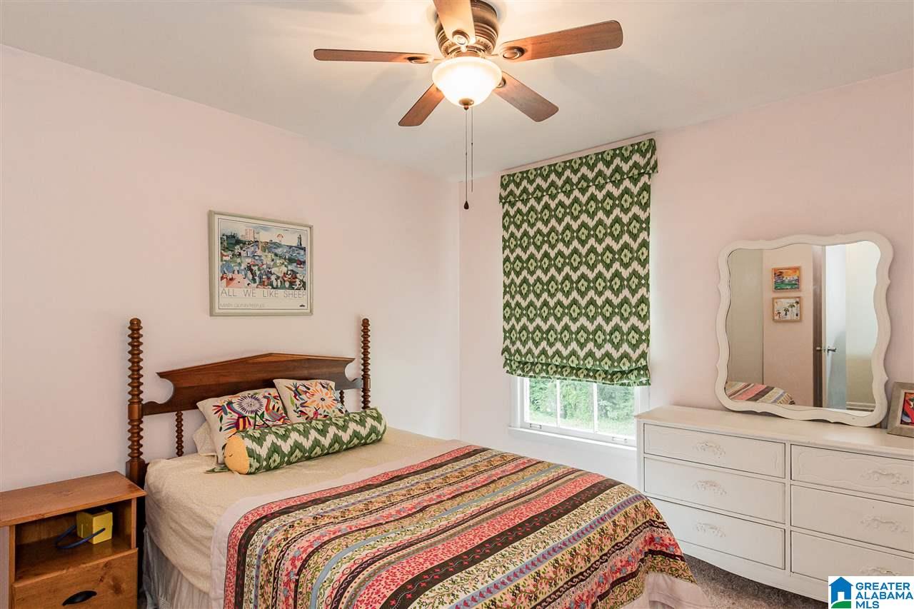 704 South Sanders Road Birmingham, AL 35226 - Photo 26 of 38