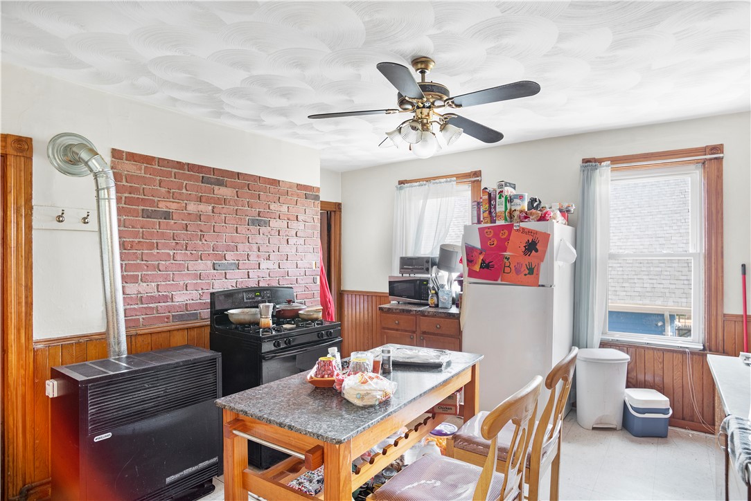185 Adams Street Woonsocket, RI 02895 - Photo 3 of 14