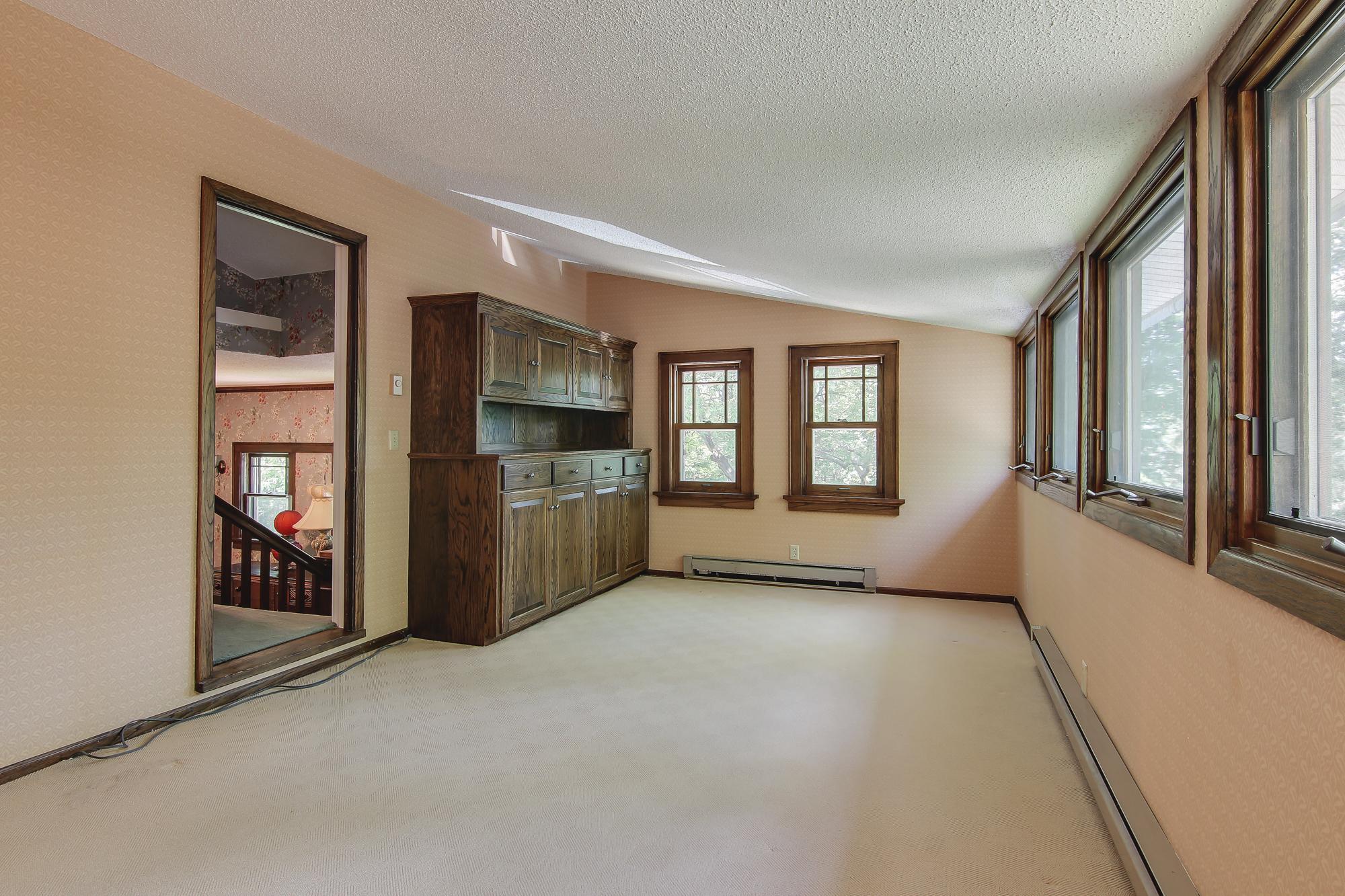 3626 Baker Road Minnetonka, MN 55305 - Photo 17 of 41