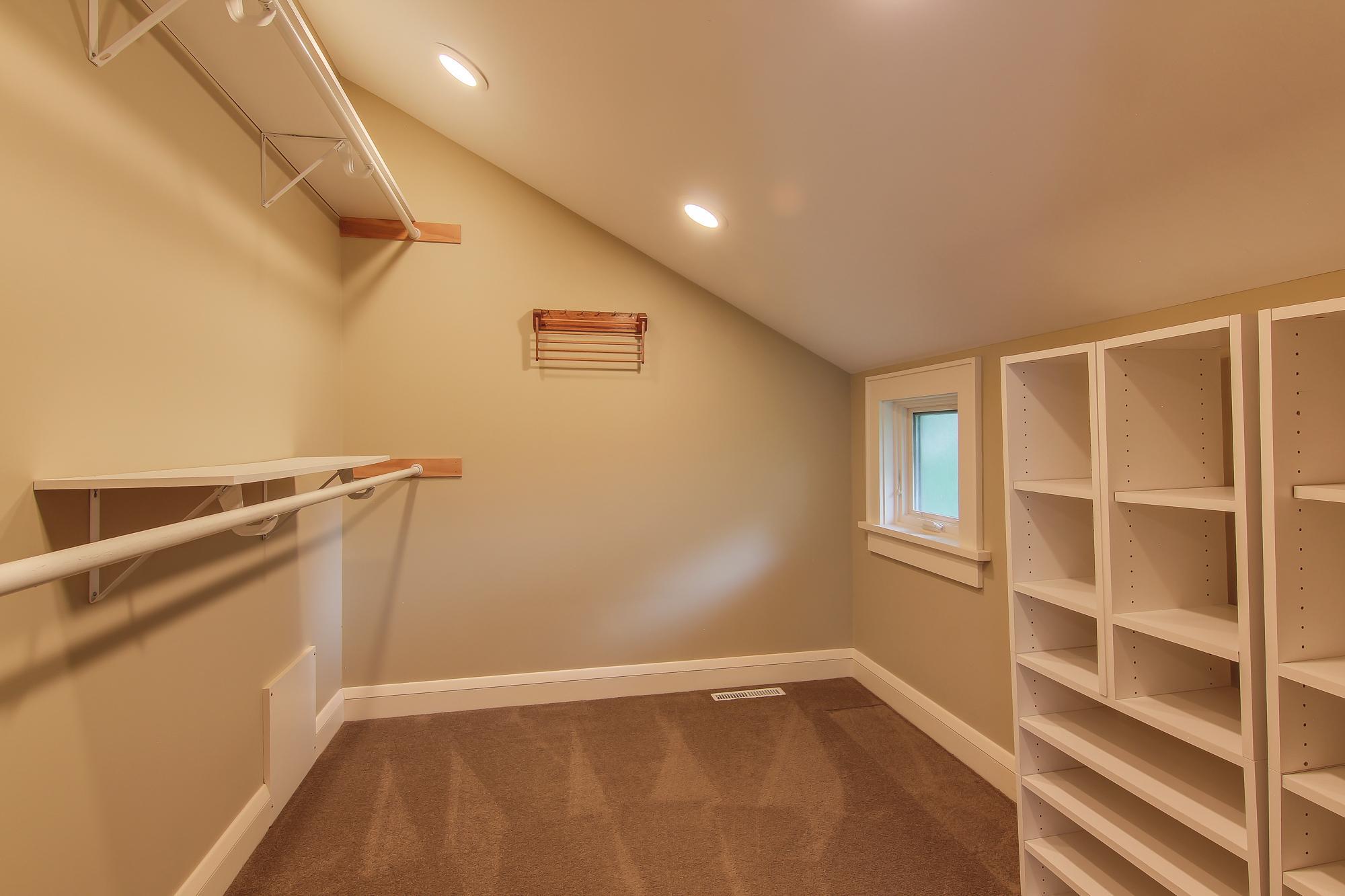 3626 Baker Road Minnetonka, MN 55305 - Photo 24 of 41