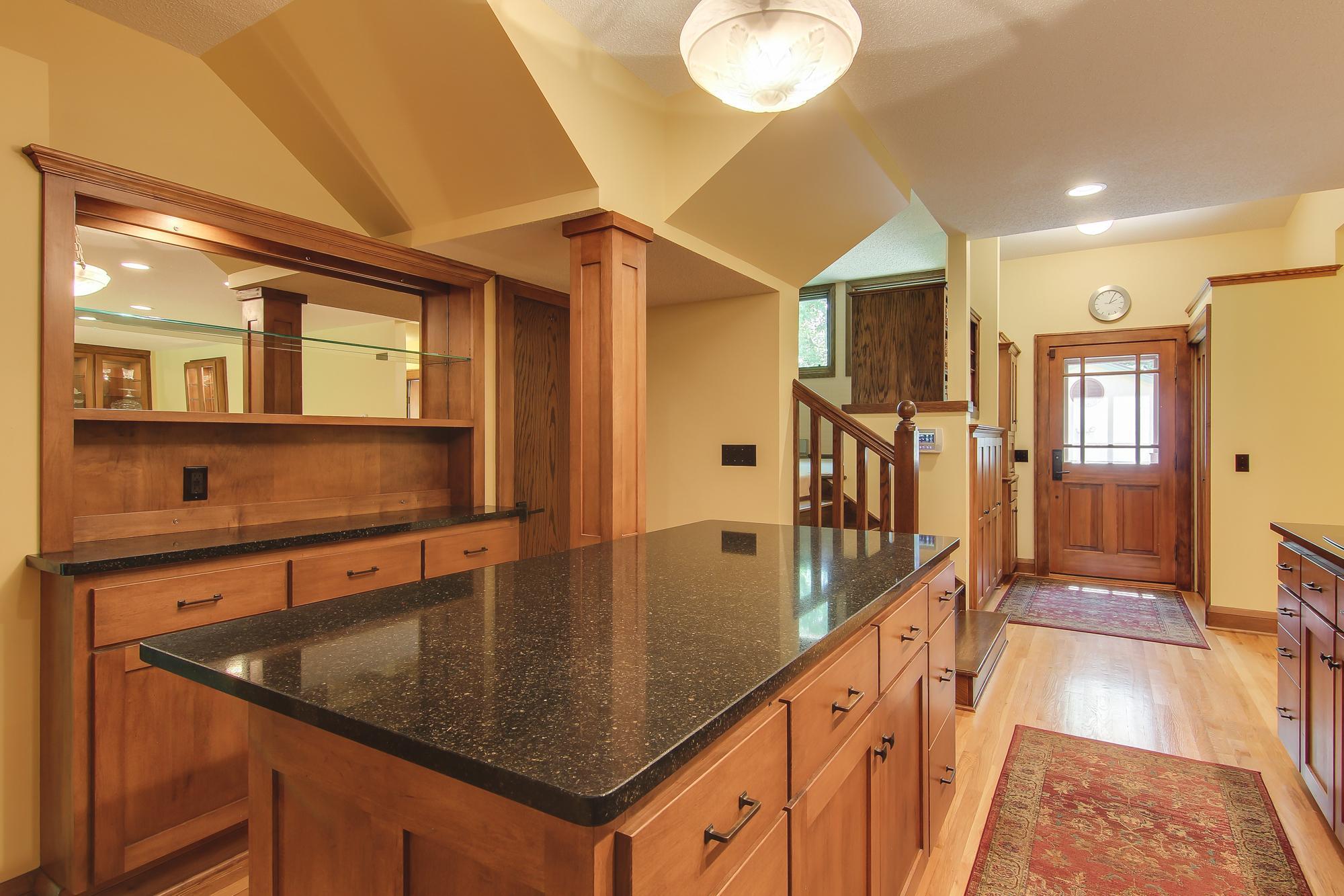 3626 Baker Road Minnetonka, MN 55305 - Photo 9 of 41