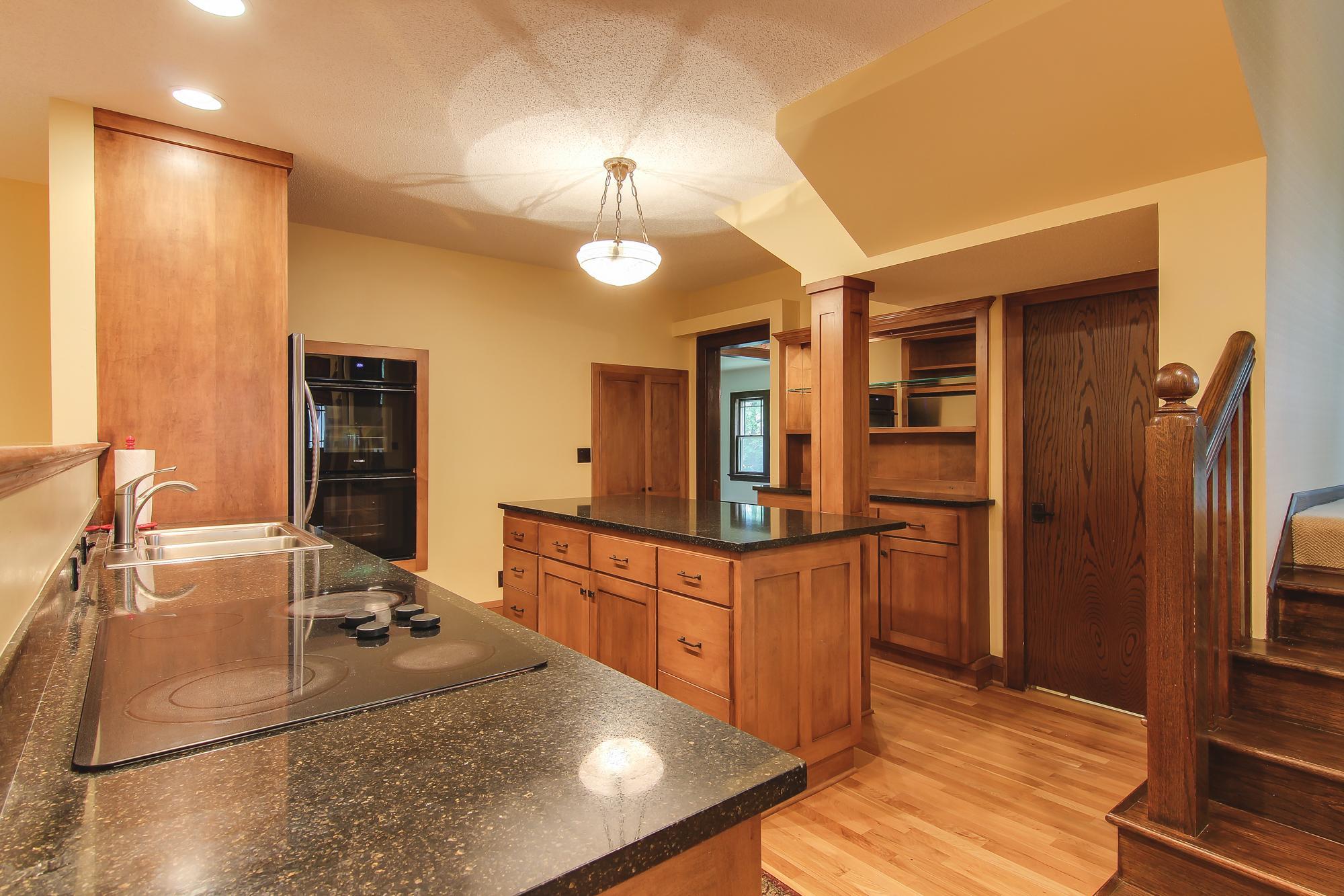 3626 Baker Road Minnetonka, MN 55305 - Photo 10 of 41