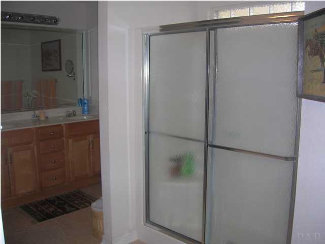 112 Gunwale Road Pensacola, FL 32507 - Photo 14 of 19 Gallery Image 14