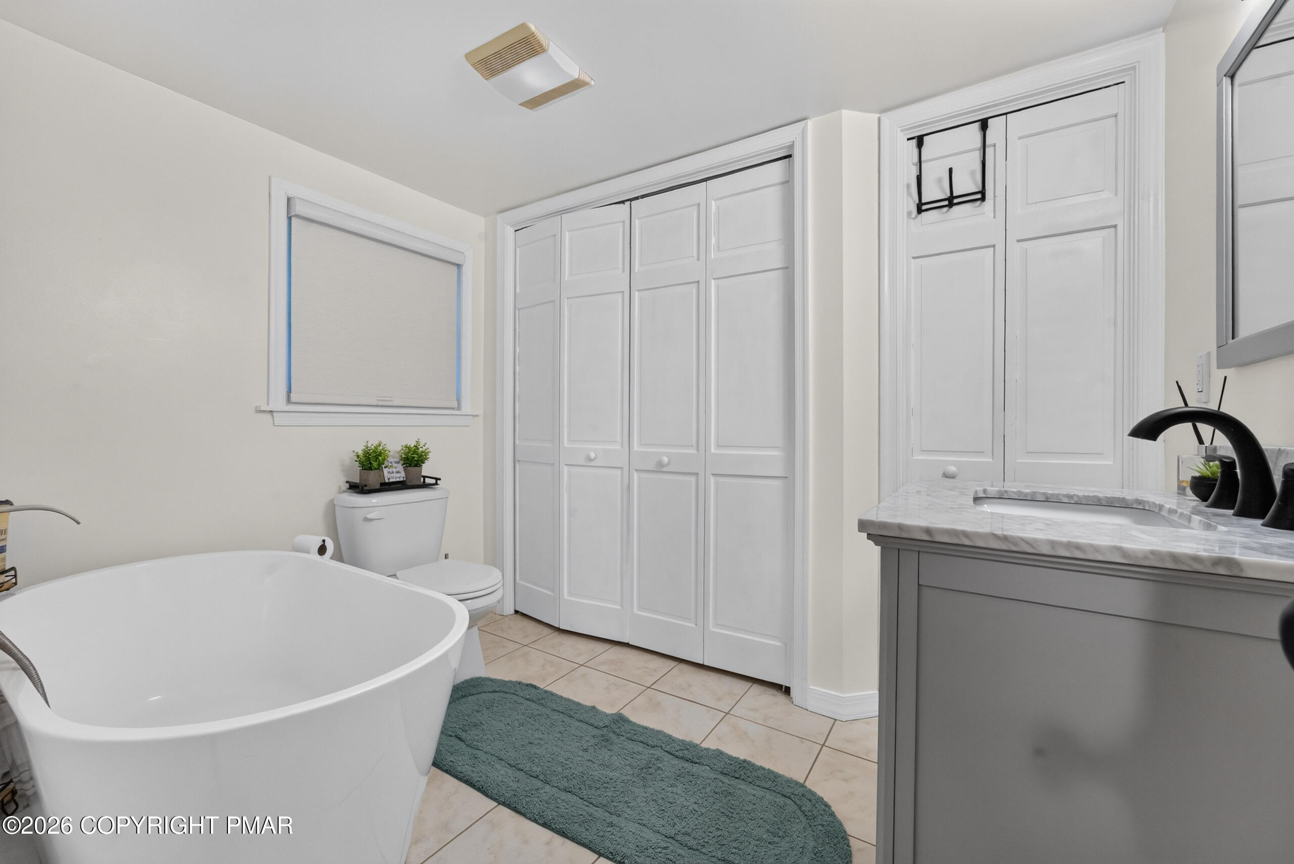 457 Mountain Road Albrightsville, PA 18210 - Photo 24 of 46 Main Bath & Laundry