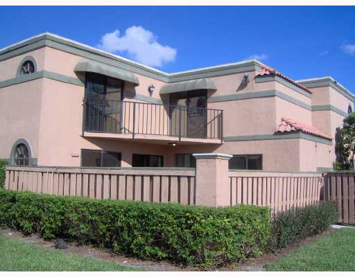 8074 Severn Drive, Unit B Boca Raton, FL 33433 - Photo 1 of 7 Primary Photo