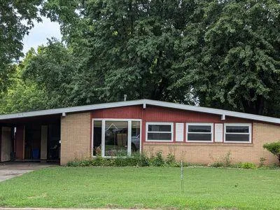 $135,000 | 519 Kent Street, East Alton, IL 62024