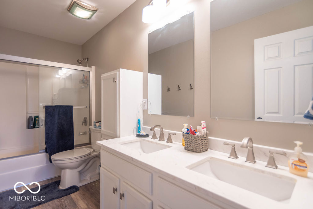 6272 Turnbridge Drive Avon, IN 46123 - Photo 39 of 52