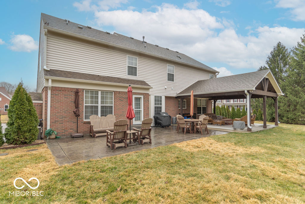 6272 Turnbridge Drive Avon, IN 46123 - Photo 7 of 52