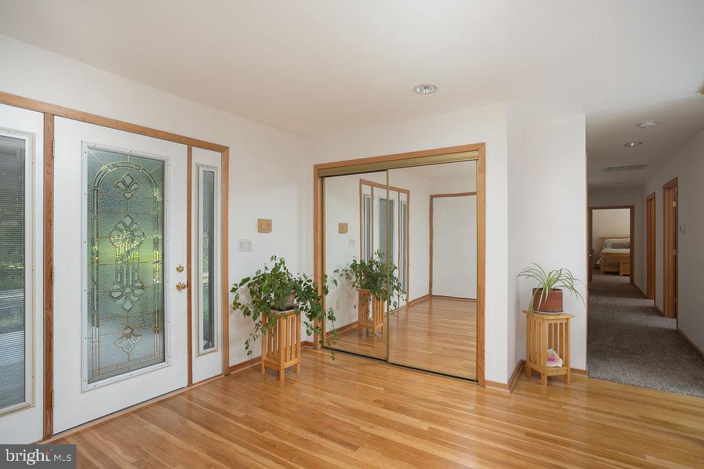 120 Larrison Road Wrightstown, NJ 08562 - Photo 7 of 48